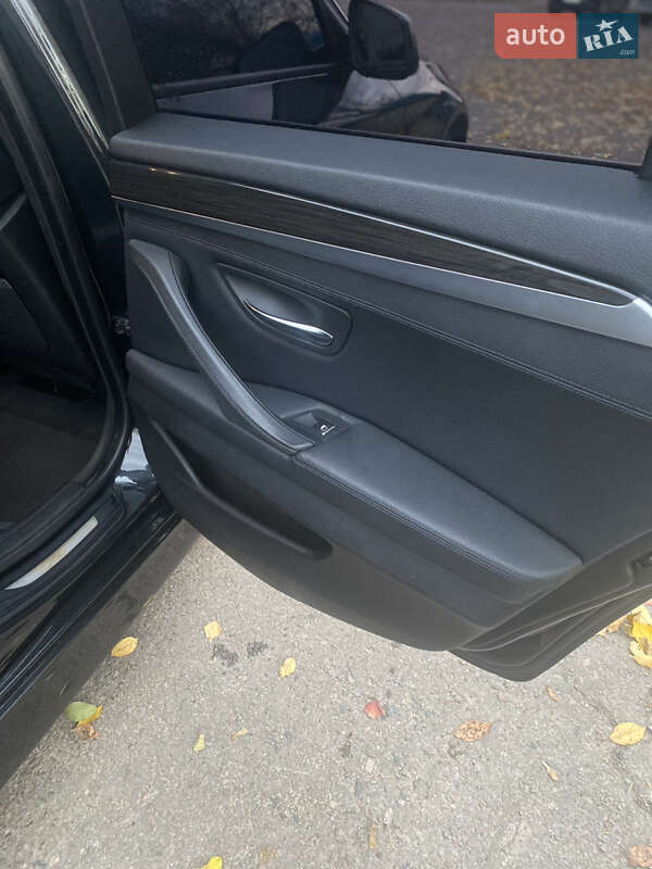 Седан BMW 5 Series 2010 в Рівному фото 20 Седан BMW 5 Series 2010 в Рівному