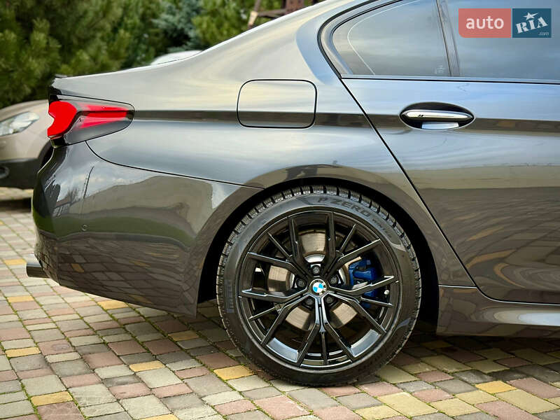 Седан BMW 5 Series 2017 в Днепре