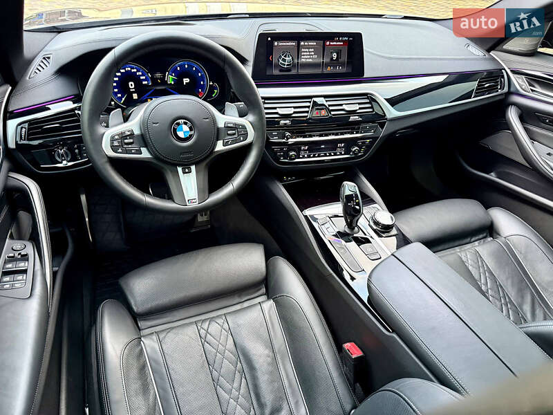 Седан BMW 5 Series 2017 в Днепре