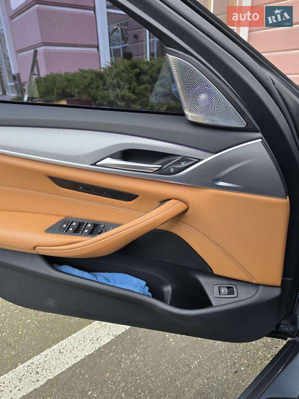 Седан BMW 5 Series 2017 в Одессе