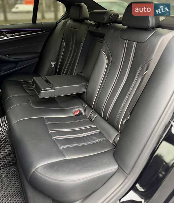 Седан BMW 5 Series 2018 в Днепре