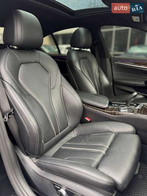 Седан BMW 5 Series 2018 в Днепре