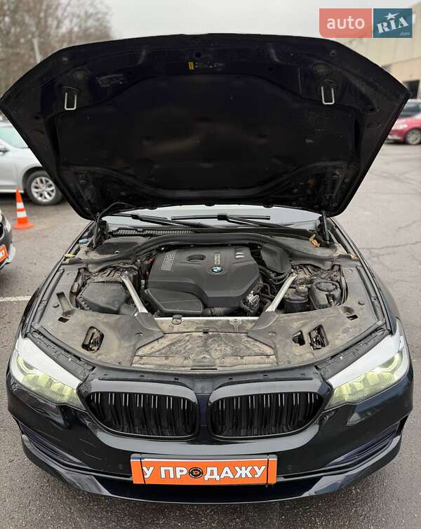 Седан BMW 5 Series 2018 в Днепре