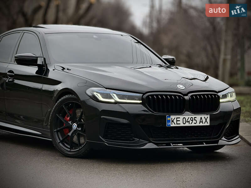 Седан BMW 5 Series 2017 в Запорожье