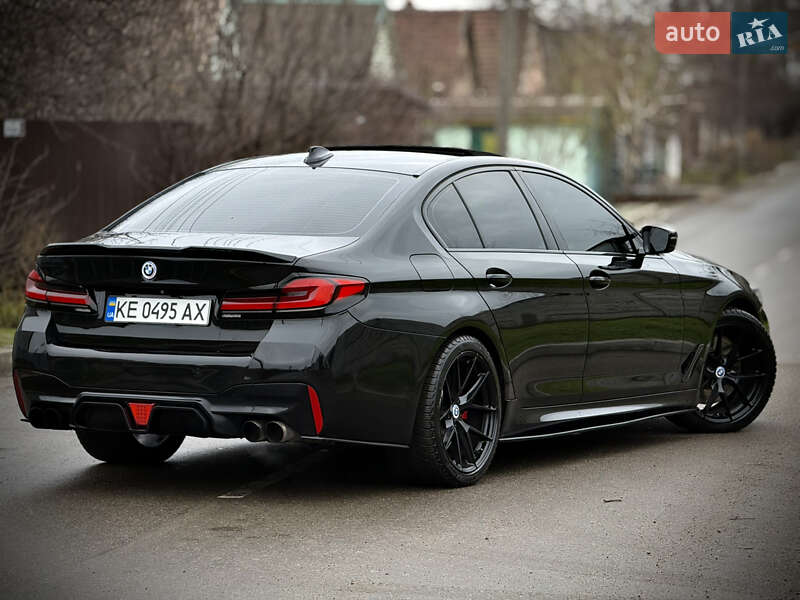 Седан BMW 5 Series 2017 в Запорожье