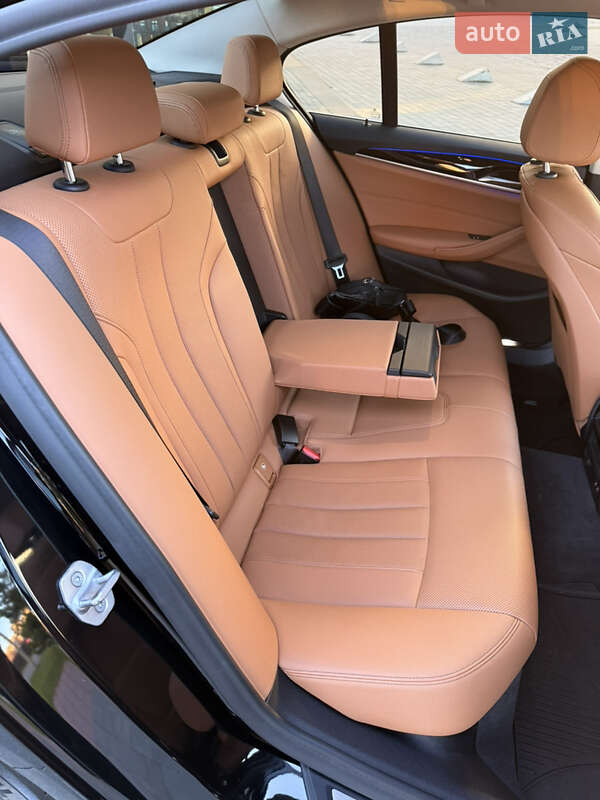 Седан BMW 5 Series 2020 в Хмельницком