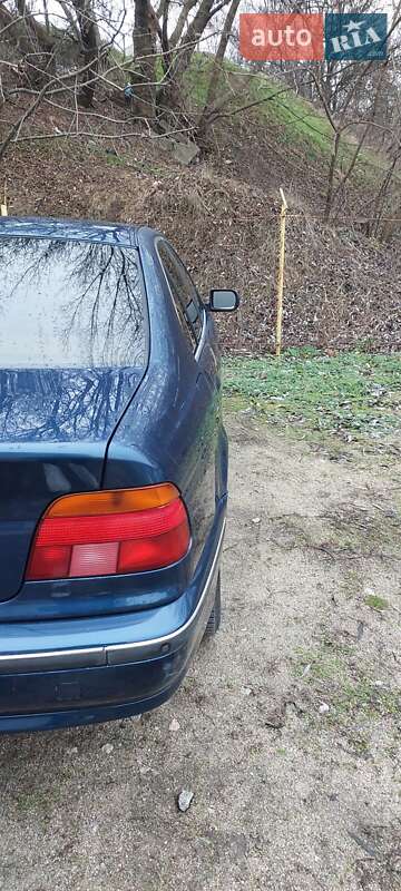 Седан BMW 5 Series 1999 в Кропивницькому