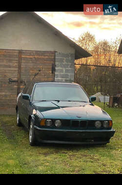 Седан BMW 5 Series 1991 в Самборе