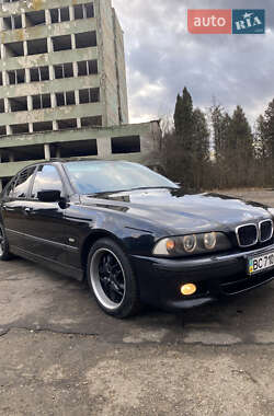 Седан BMW 5 Series 2000 в Новом Роздоле