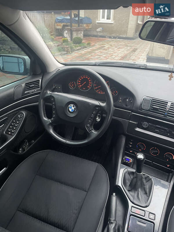 Седан BMW 5 Series 2003 в Вінниці