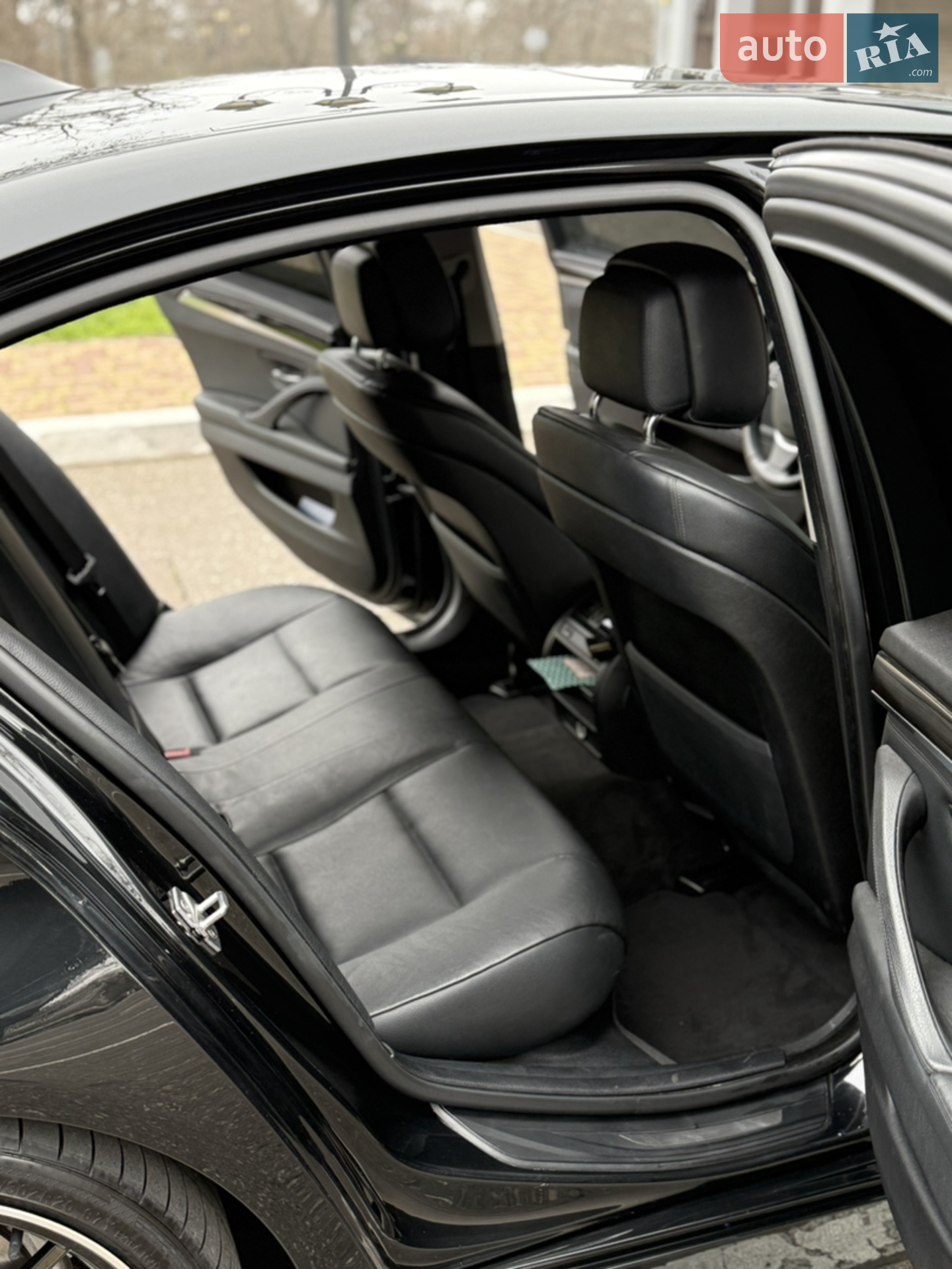2010 BMW 5er - мініатюра 11