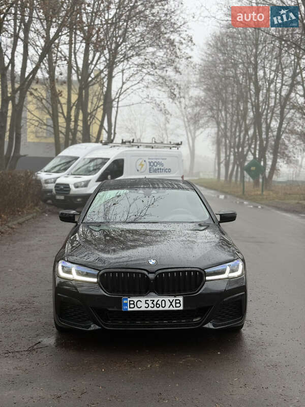 Седан BMW 5 Series 2018 в Івано-Франківську фото 34 Седан BMW 5 Series 2018 в Івано-Франківську