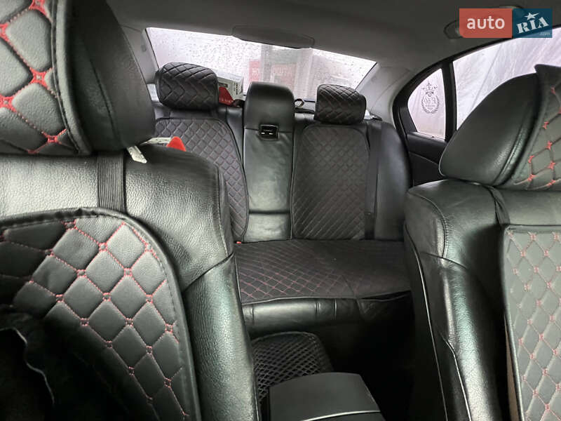 Седан BMW 5 Series 2004 в Хмельницком