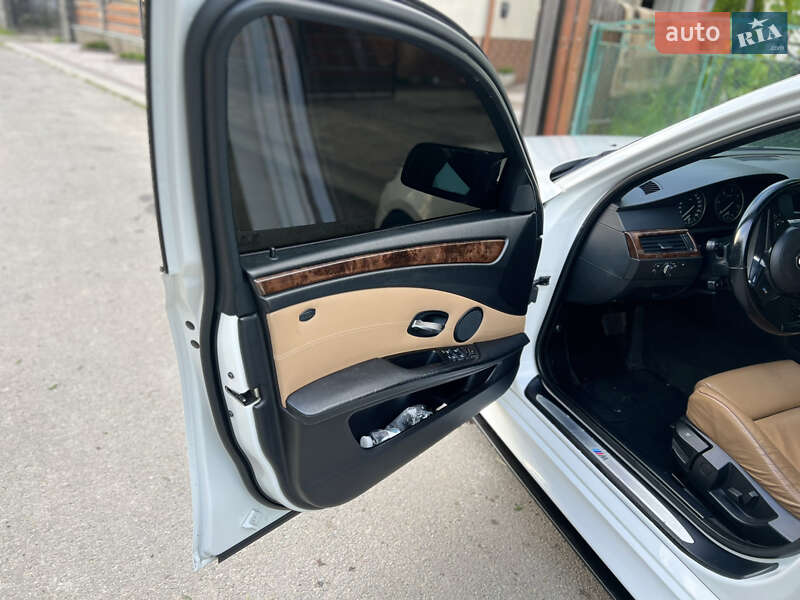 Седан BMW 5 Series 2008 в Ужгороді