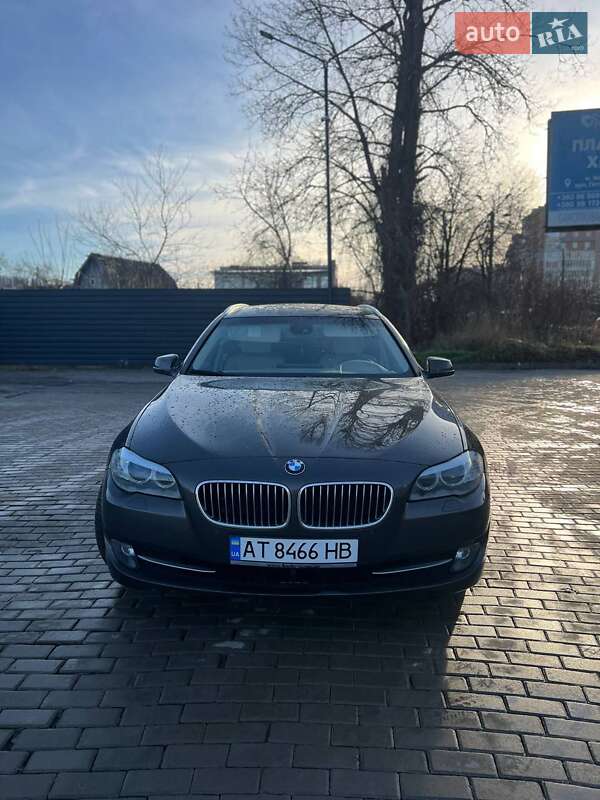 BMW 5 Series 2011