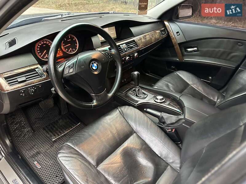 Седан BMW 5 Series 2005 в Славуті