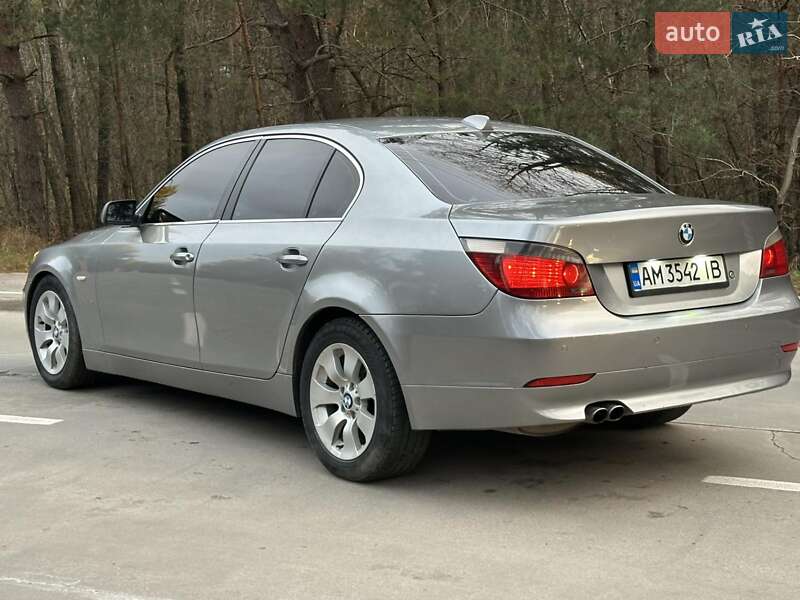 Седан BMW 5 Series 2005 в Славуті
