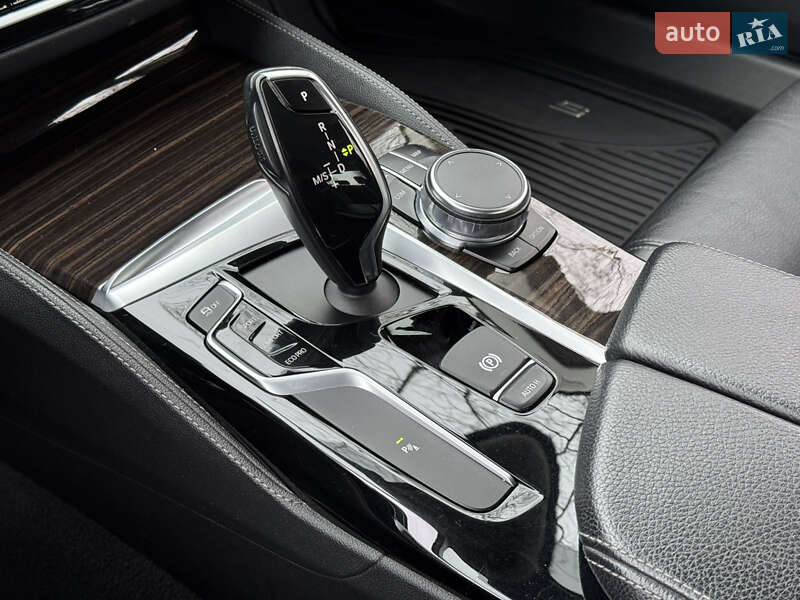 Седан BMW 5 Series 2017 в Києві