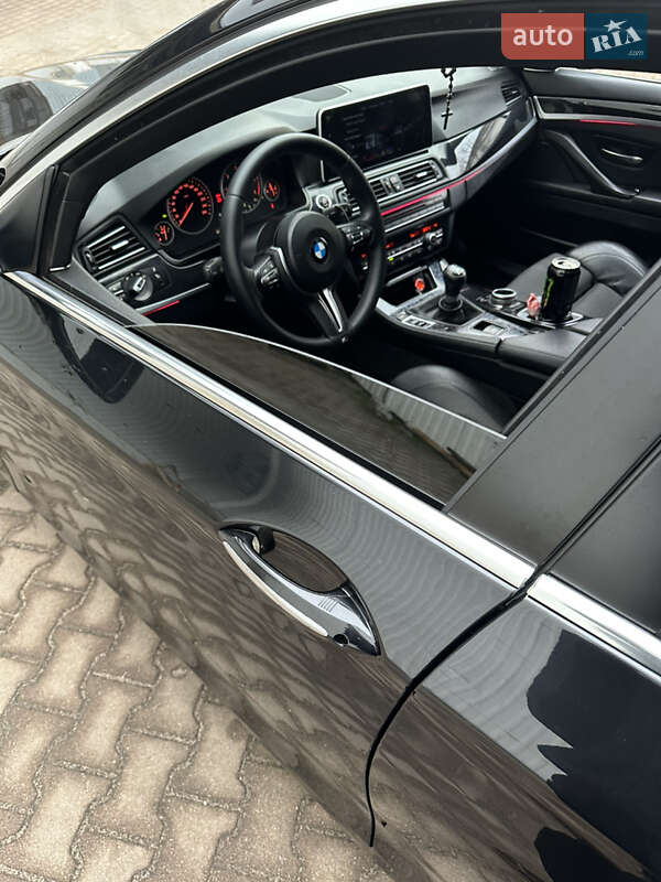 Універсал BMW 5 Series 2011 в Житомирі