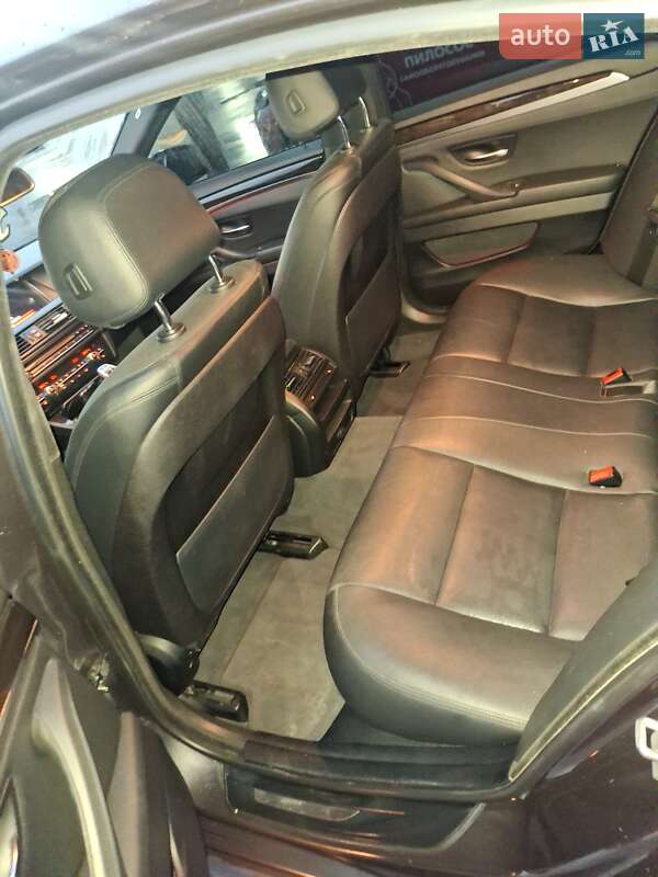 Седан BMW 5 Series 2015 в Києві