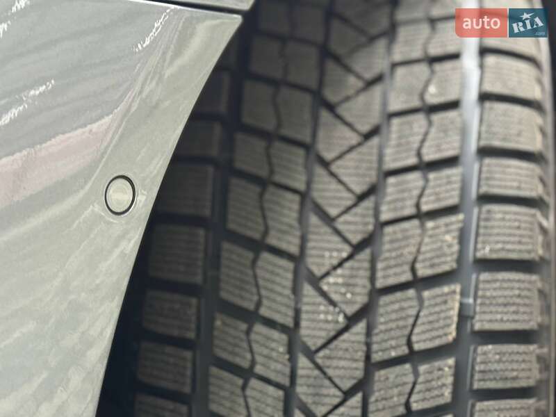 Седан BMW 5 Series 2018 в Житомире