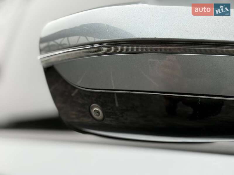 Седан BMW 5 Series 2018 в Житомире