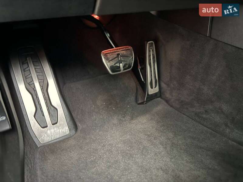 Седан BMW 5 Series 2018 в Житомире