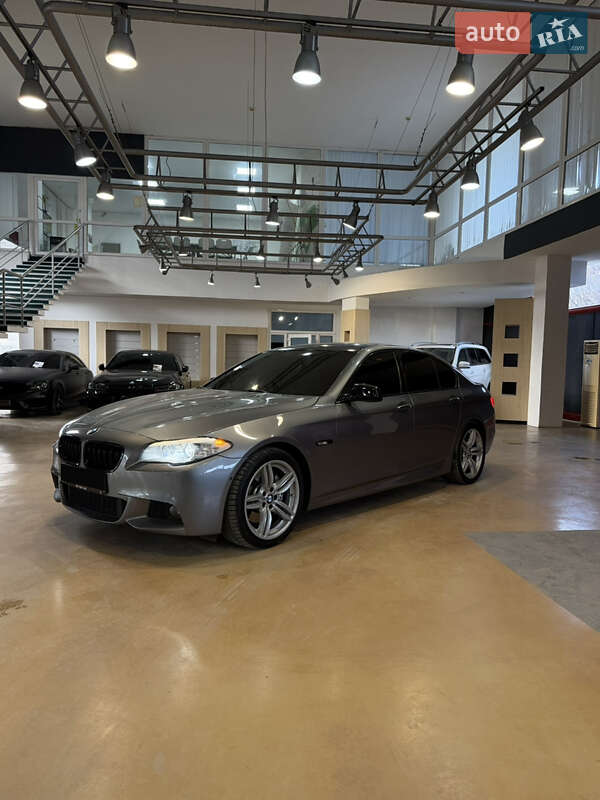 Седан BMW 5 Series 2012 в Запорожье
