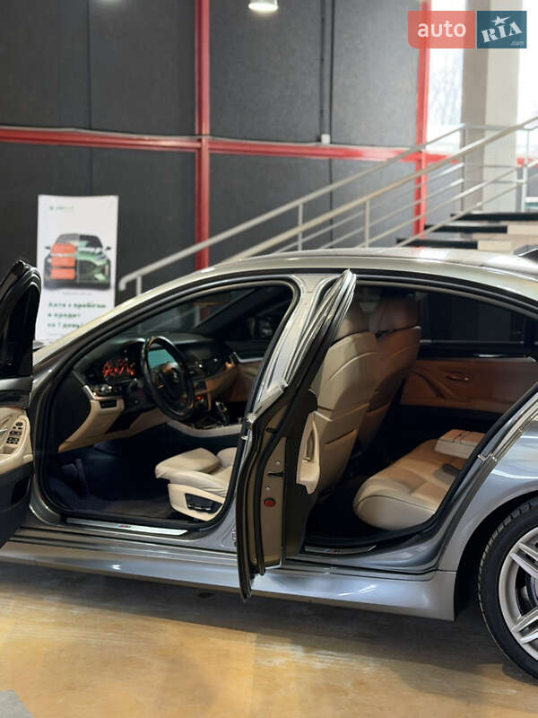 Седан BMW 5 Series 2012 в Запорожье
