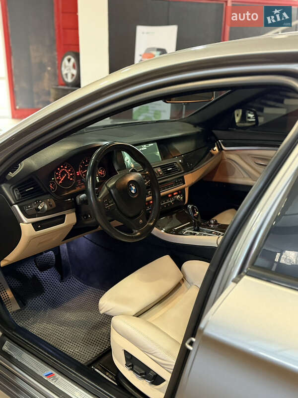 Седан BMW 5 Series 2012 в Запорожье