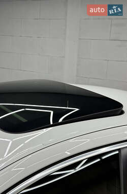 Седан BMW 5 Series 2013 в Кременчуці