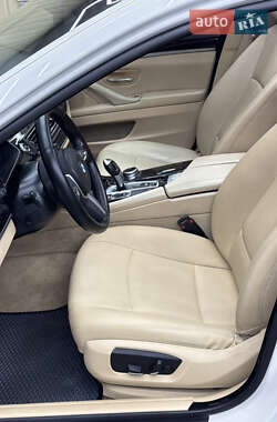Седан BMW 5 Series 2013 в Кременчуці