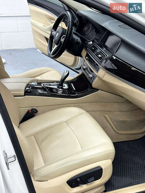Седан BMW 5 Series 2013 в Кременчуге