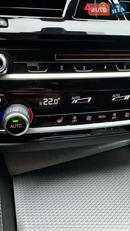 Седан BMW 5 Series 2017 в Одессе