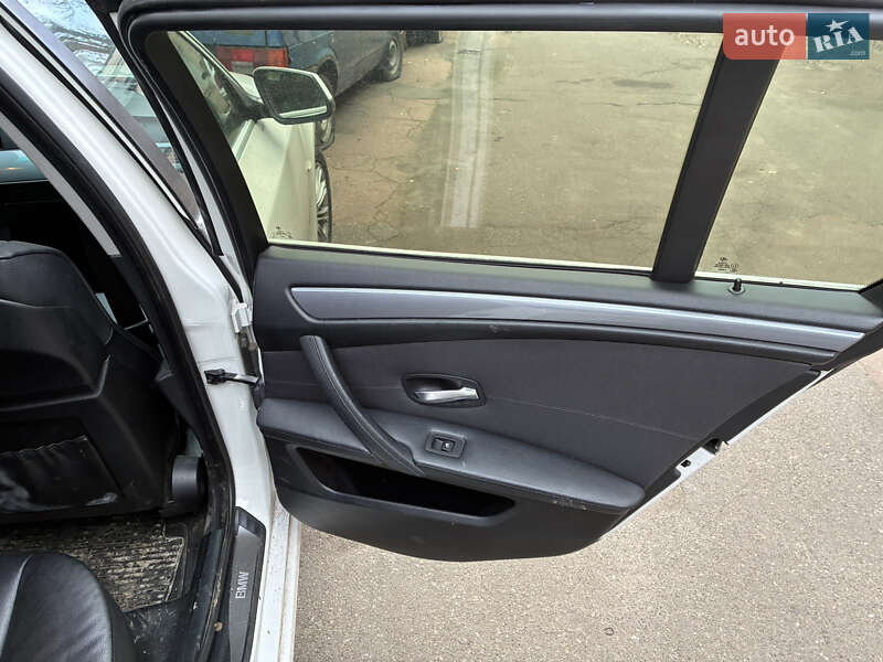 Універсал BMW 5 Series 2010 в Києві фото 8 Універсал BMW 5 Series 2010 в Києві