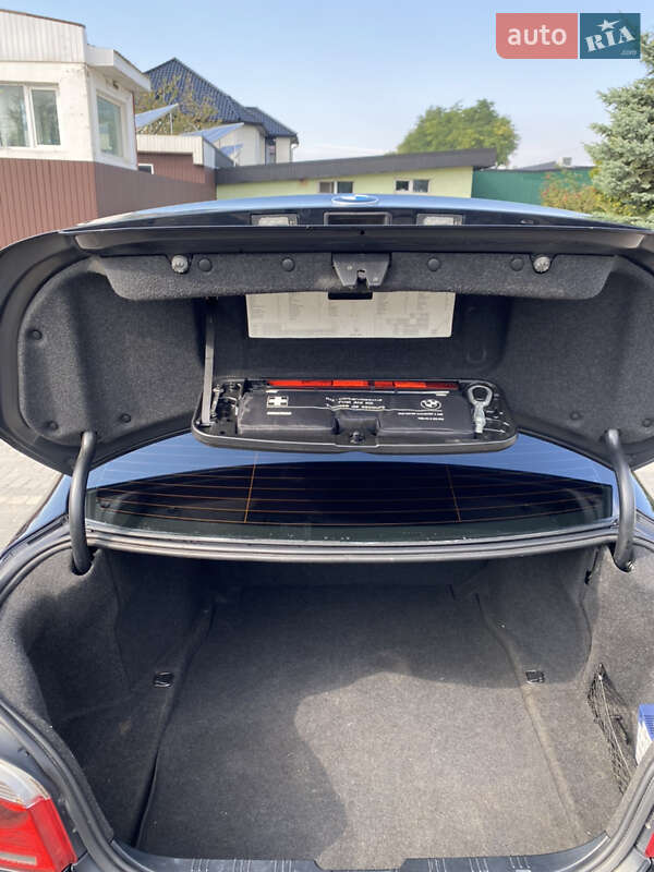 Седан BMW 5 Series 2005 в Теребовле