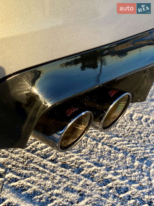 Седан BMW 5 Series 2010 в Кореці фото 8 Седан BMW 5 Series 2010 в Кореці