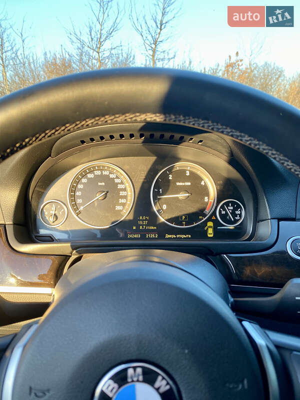 Седан BMW 5 Series 2010 в Кореці фото 19 Седан BMW 5 Series 2010 в Кореці