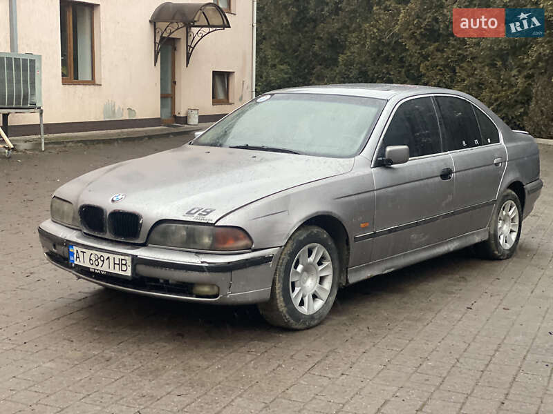 Седан BMW 5 Series 1998 в Калуші