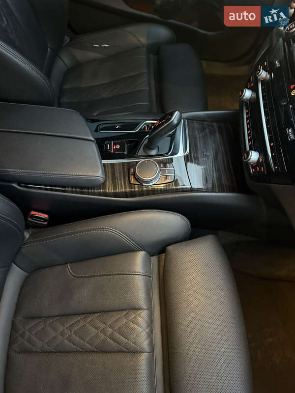 Седан BMW 5 Series 2020 в Киеве