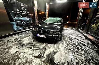 Седан BMW 5 Series 2000 в Полтаве