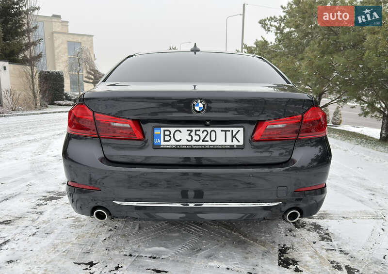 Седан BMW 5 Series 2017 в Львові
