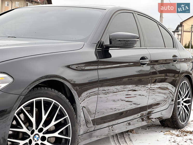 Седан BMW 5 Series 2018 в Києві