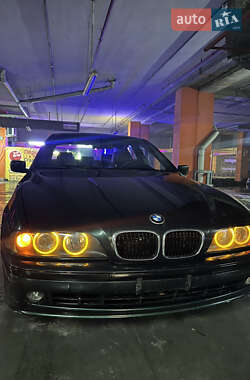 Седан BMW 5 Series 1997 в Львові