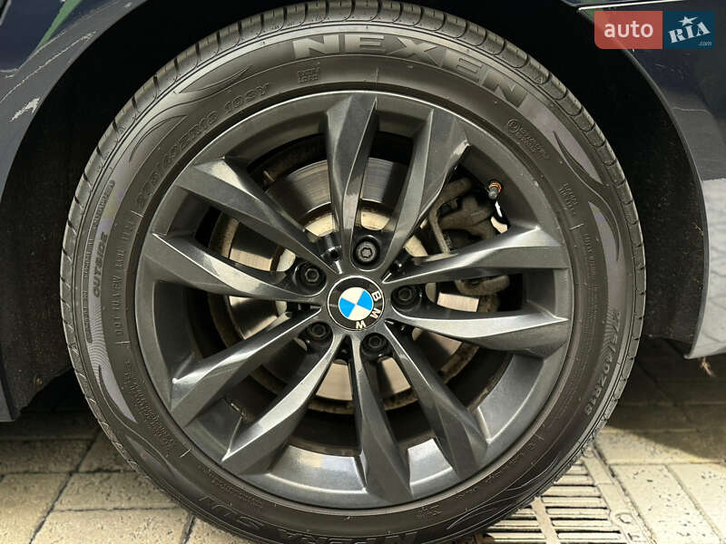 Седан BMW 5 Series 2015 в Києві