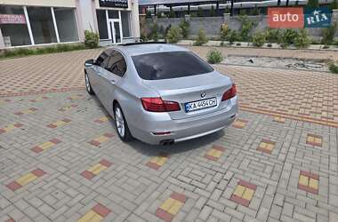 Седан BMW 5 Series 2015 в Мукачевому