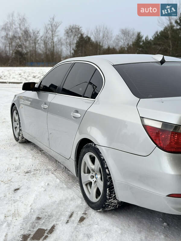Седан BMW 5 Series 2005 в Яворові