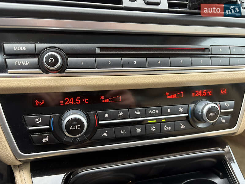 Седан BMW 5 Series 2014 в Киеве