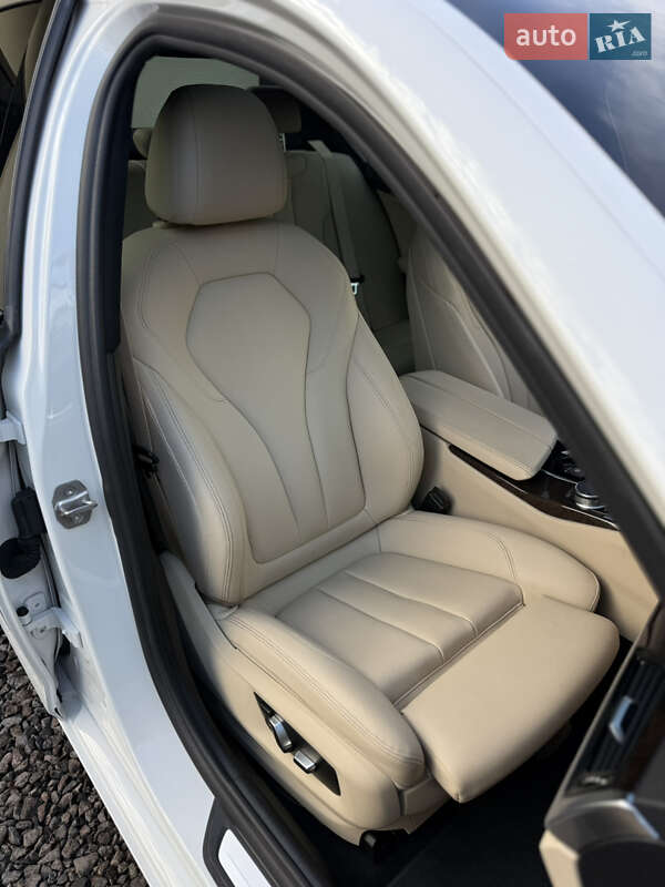 Седан BMW 5 Series 2018 в Львові фото 54 Седан BMW 5 Series 2018 в Львові
