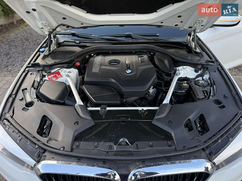 Седан BMW 5 Series 2018 в Львові фото 60 Седан BMW 5 Series 2018 в Львові